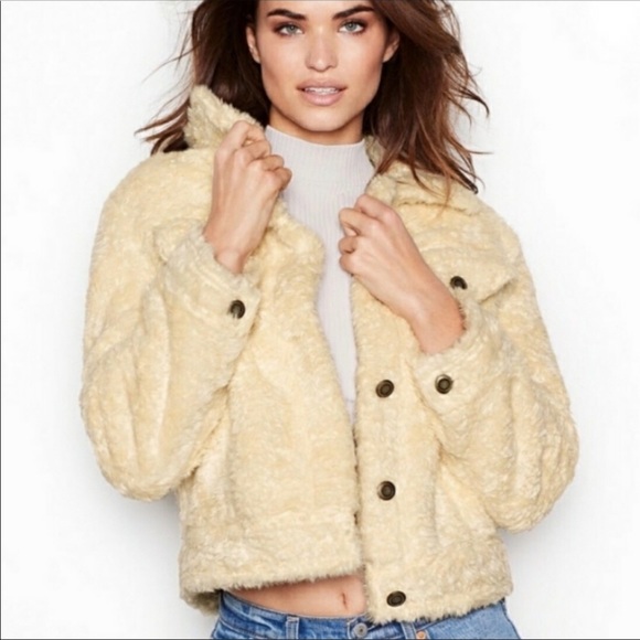 NWOT Victoria's Secret Sherpa Denim Style Jacket Size Small - Picture 1 of 11